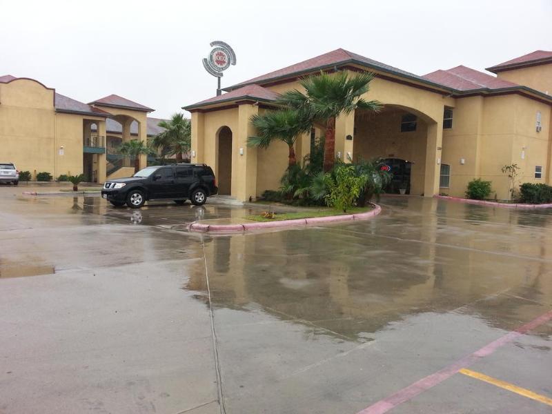 Texas Inn And Suites - Rio Grande Valley Эдинбург Экстерьер фото