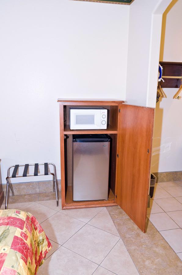 Texas Inn And Suites - Rio Grande Valley Эдинбург Экстерьер фото