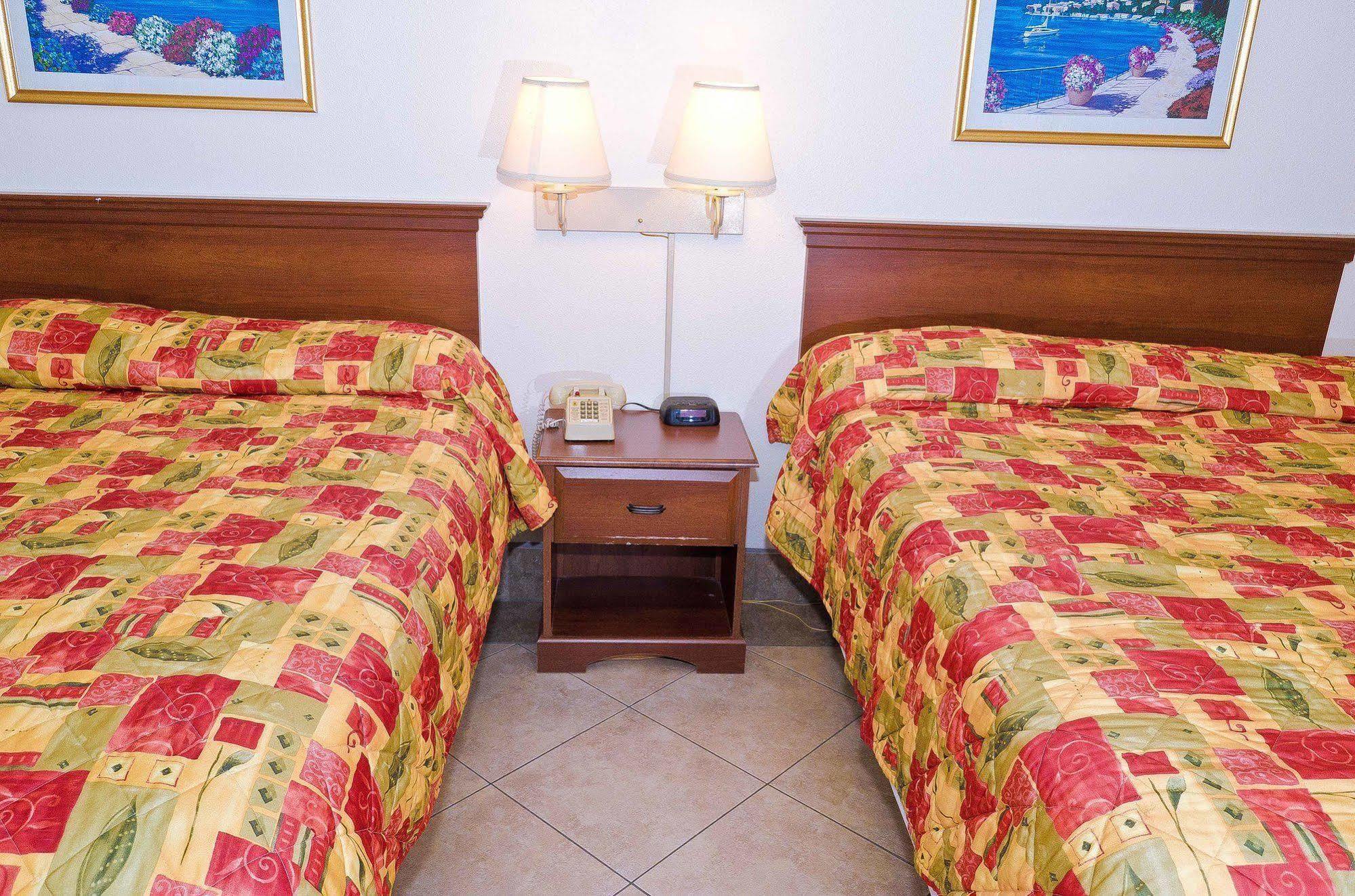 Texas Inn And Suites - Rio Grande Valley Эдинбург Экстерьер фото